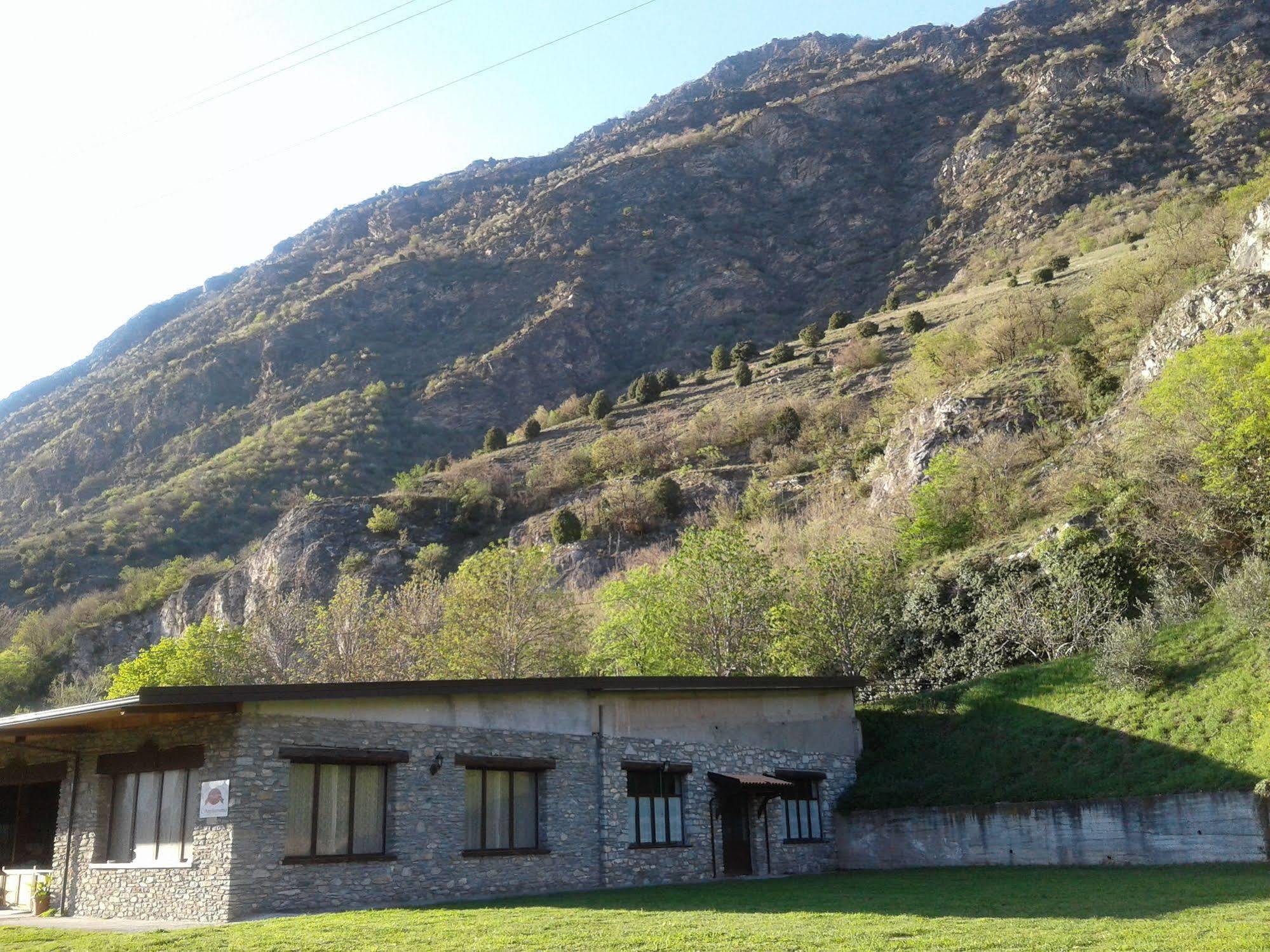 Agriturismo San Giuliano Dei Fratelli Giai Susa Buitenkant foto
